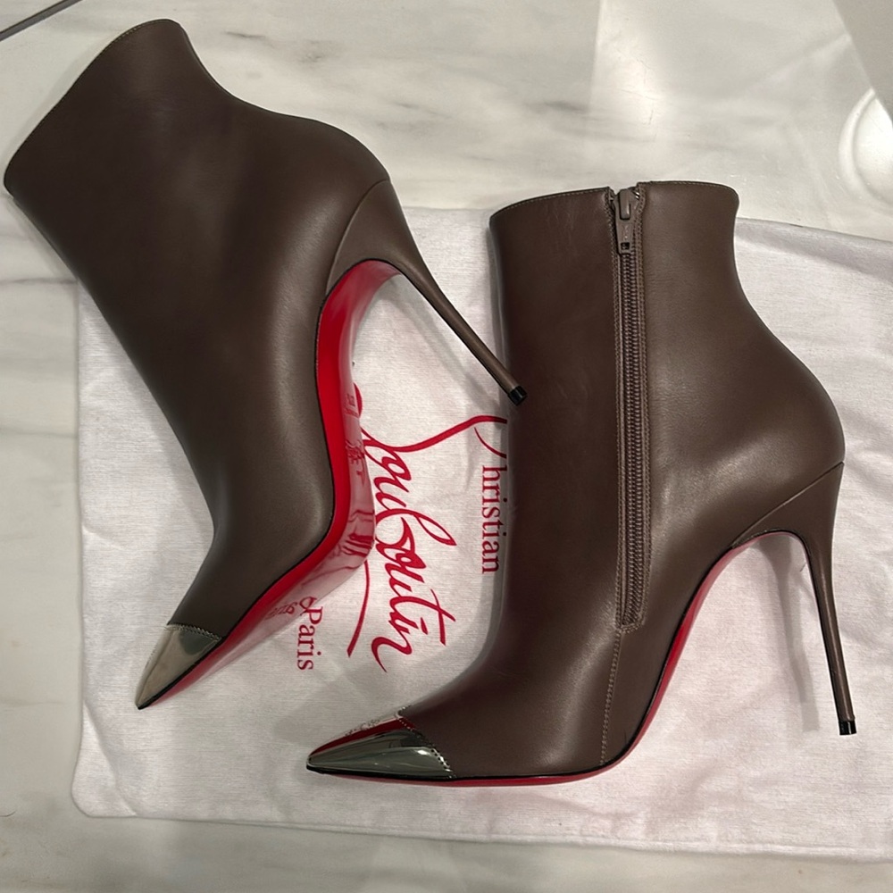 Christian Louboutin Calamijane Booty 100mm